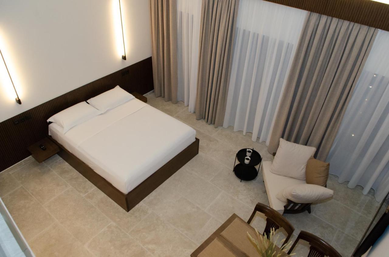 Leone Suites Nafpaktos Esterno foto