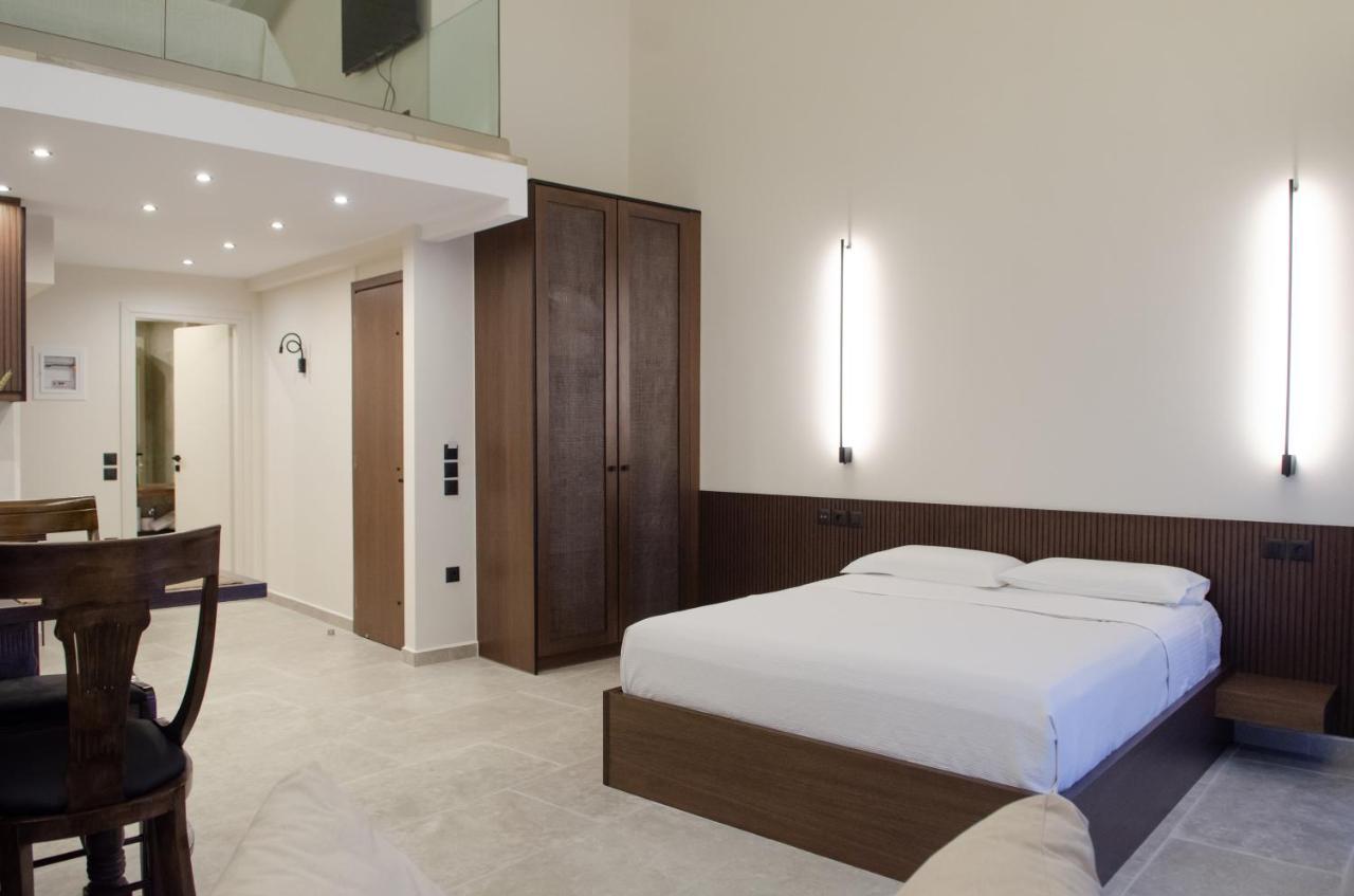 Leone Suites Nafpaktos Esterno foto
