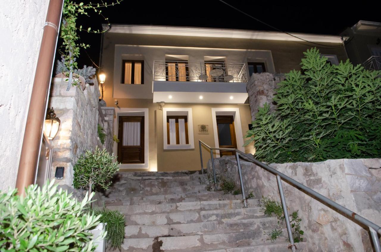 Leone Suites Nafpaktos Esterno foto