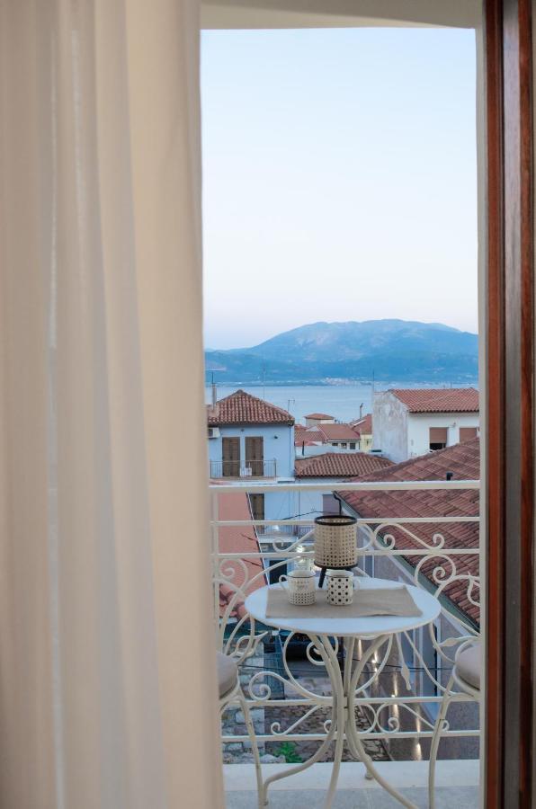 Leone Suites Nafpaktos Esterno foto